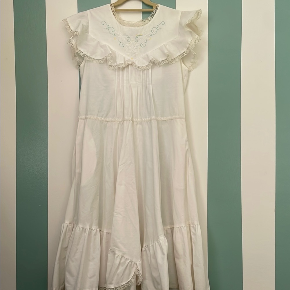 Woman’s Cottage Dress